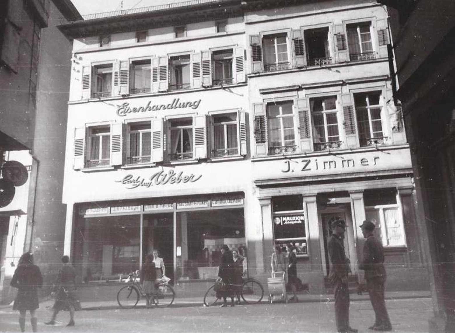 „OttoZimmerPlatz“ Platz an der Hochstraße nach